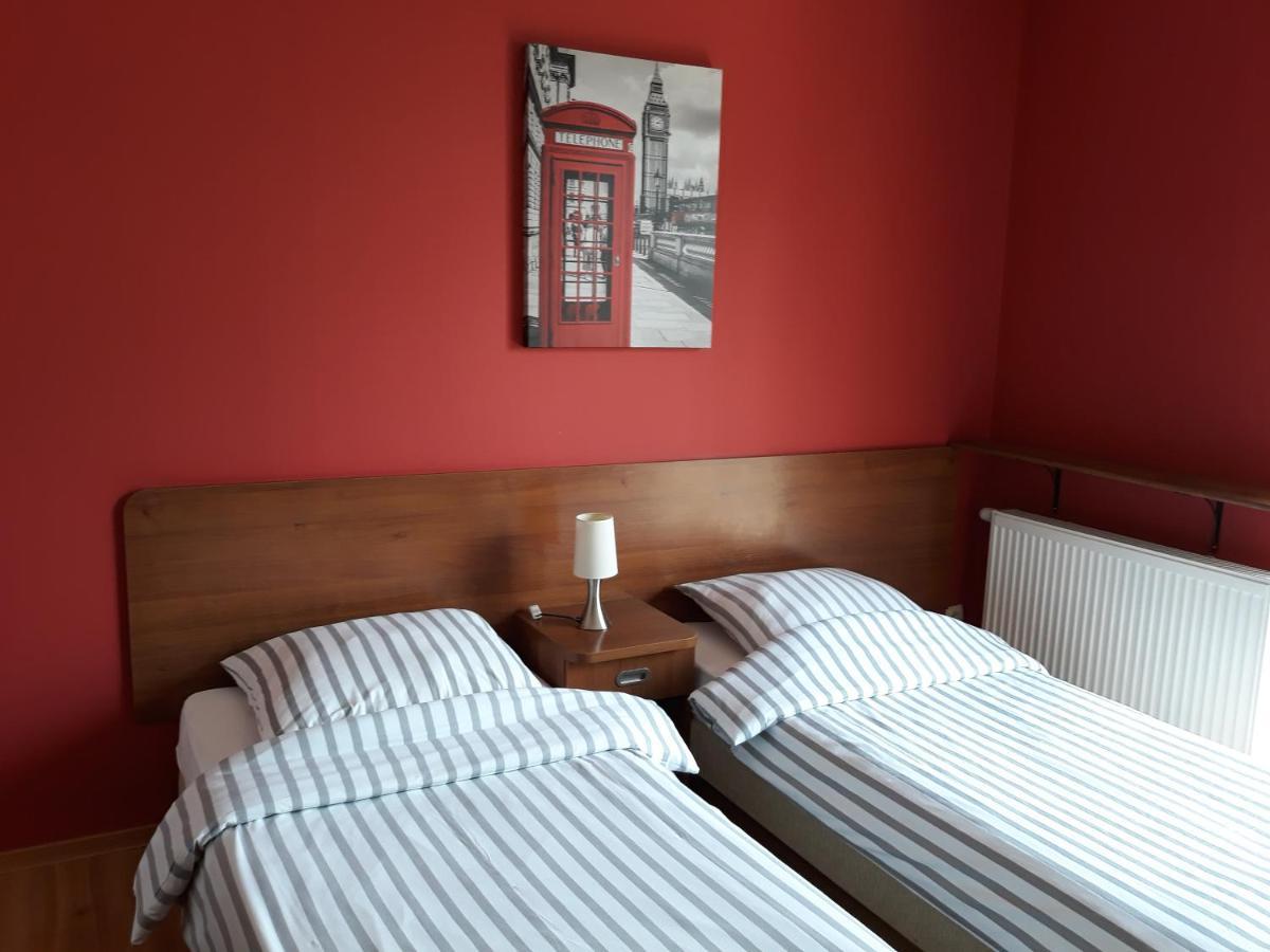 Bed & Breakfast Green Roof Rybarzowice  Luaran gambar